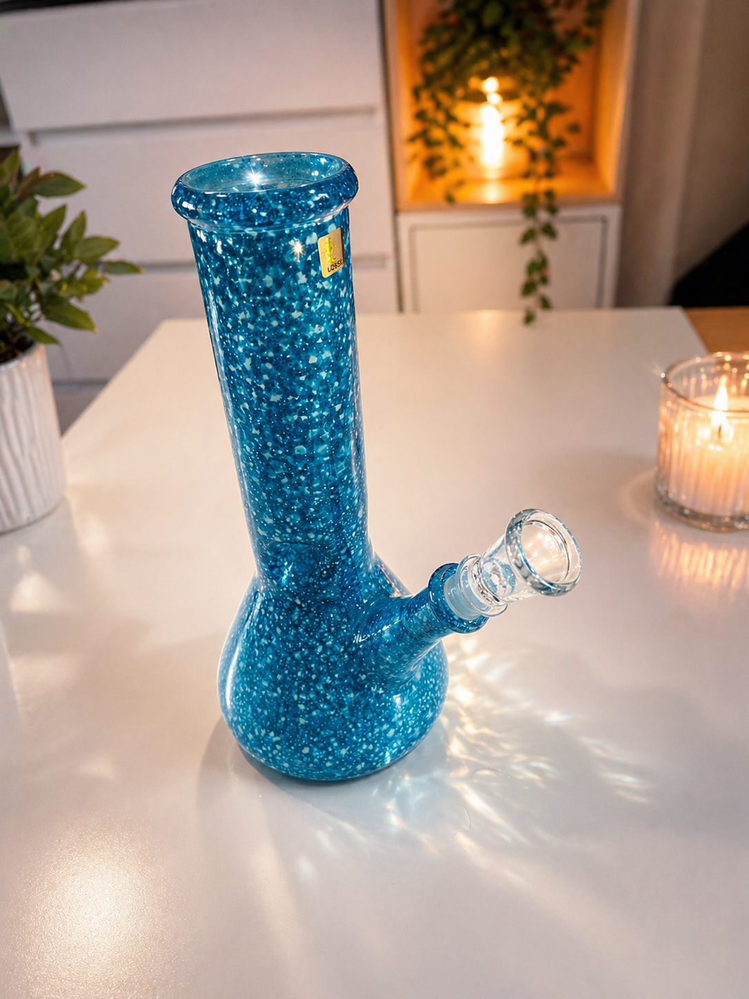8” Blue Speckled Glass Bong – Premium Borosilicate Water Pipe (14mm Bowl)